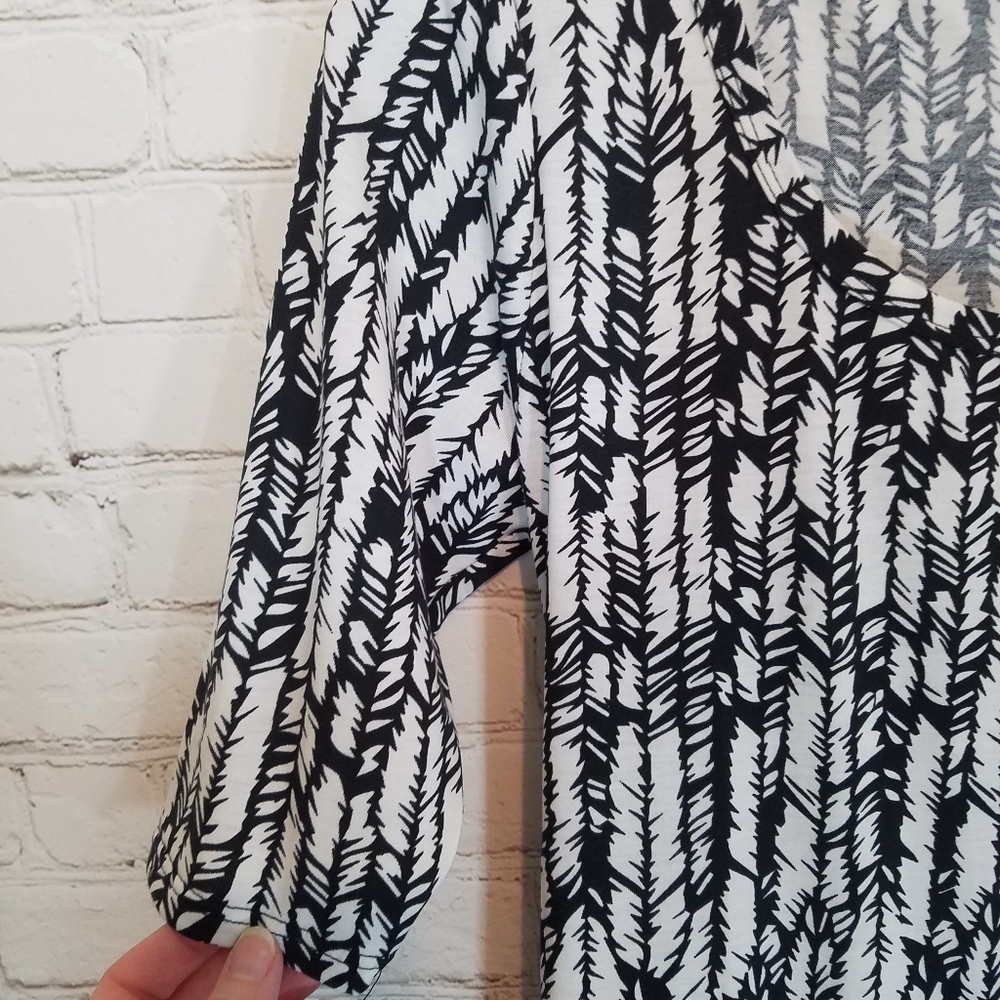 Black and white graphic printed dress - Picture 4 of 6